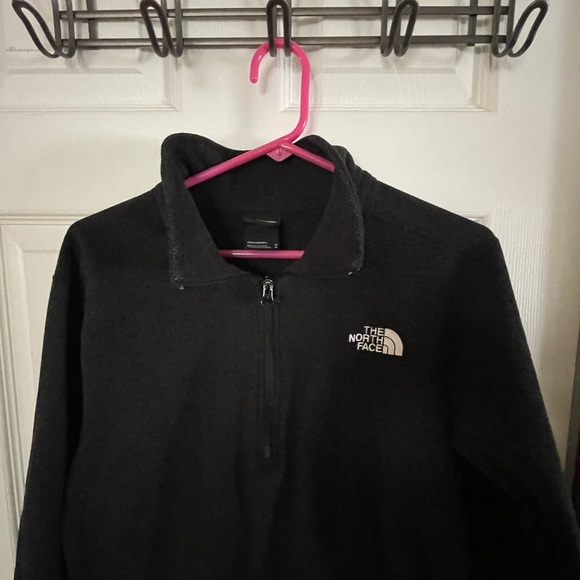 The North Face Women’s Zip Up Gray Black Quarter Medium - Picture 4 of 4